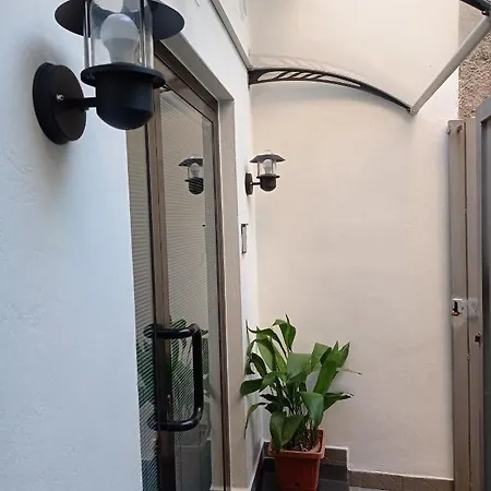 A Casa Di Andrea E Lucia Gaeta