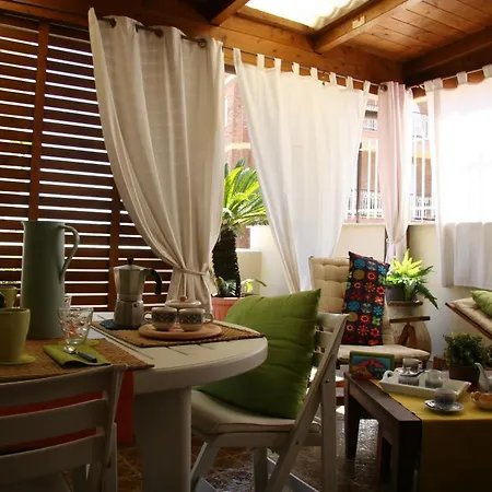 A Casa Di Andrea E Lucia Gaeta